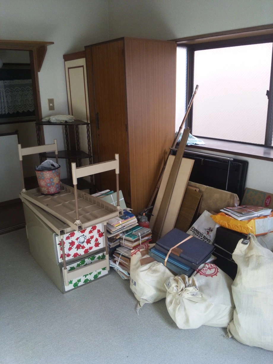青葉区で遺品整理を行いました。 の画像