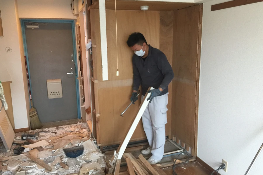 川崎市にて遺品整理とリノベーションをご依頼いただきました。